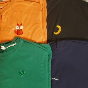 🌟 4 Embroidered-Design Tees Bundle Deal 🌟 Size M